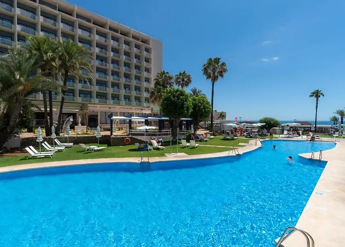 Experience Luxury and Comfort at Torremolinos Beachfront Hotels