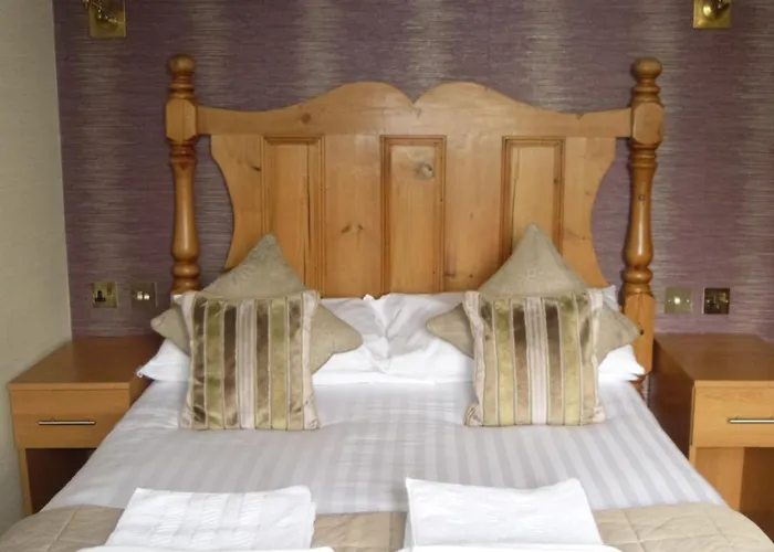 Best Hotels Near Lancaster Train Station