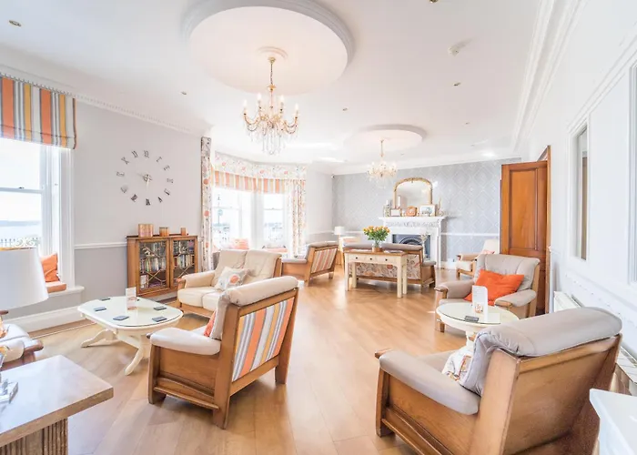 Best Shearings Hotels in Tenby for Scenic Stays