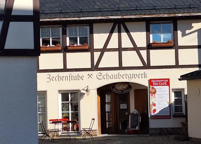 Unvergessliches Krimi-Abenteuer im Wildpark Hotel Bad Marienberg