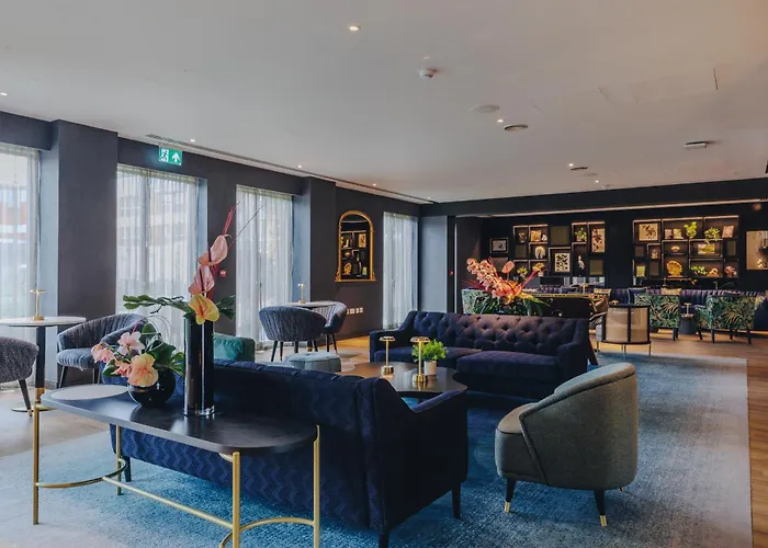 Top Hotels Near Legoland Windsor for Family Fun